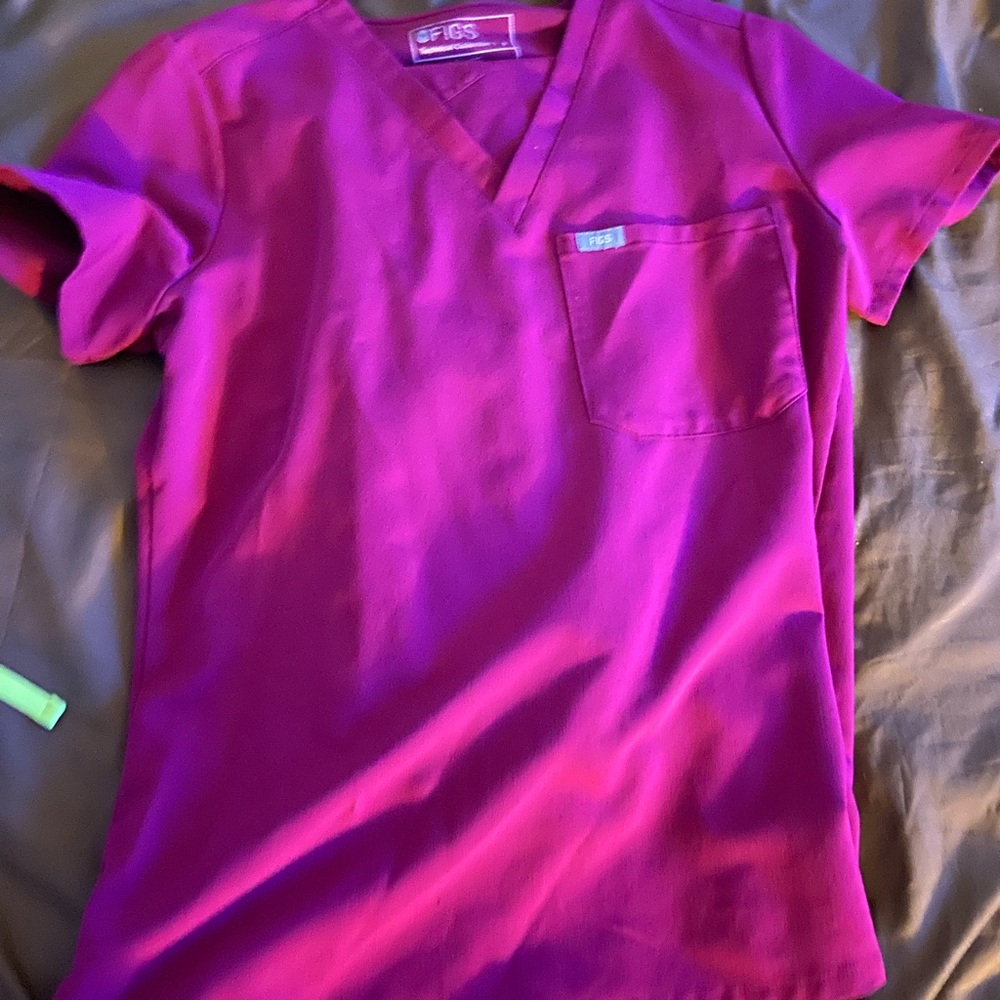 Figs raspberry scrub set